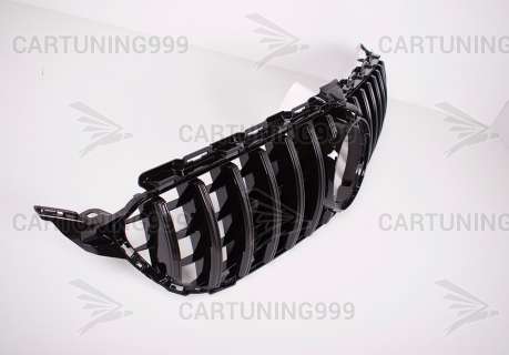 ������� ��������� GT Mercedes C-klasse W205 Coupe � ������� ������ 