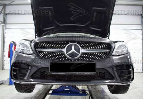 ������� ��������� GT Mercedes C-klasse W205 Coupe � ������� ����