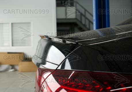 ������� AMG �� Mercedes E-klasse W213 ������